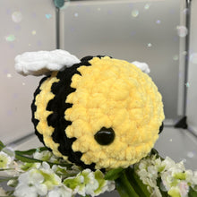 Load image into Gallery viewer, Squishy Bee
